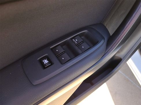 Used 2023 Ford Ranger XLT w/ Equipment Group 301A Mid image 19