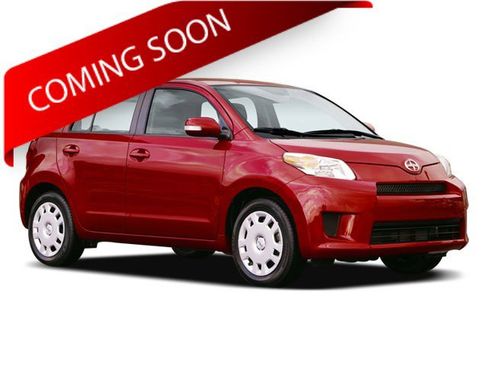 Used 2009 Scion xD image 1