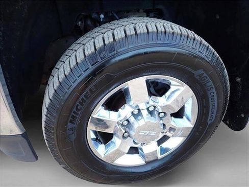 Used 2017 GMC Sierra 2500 SLT image 7