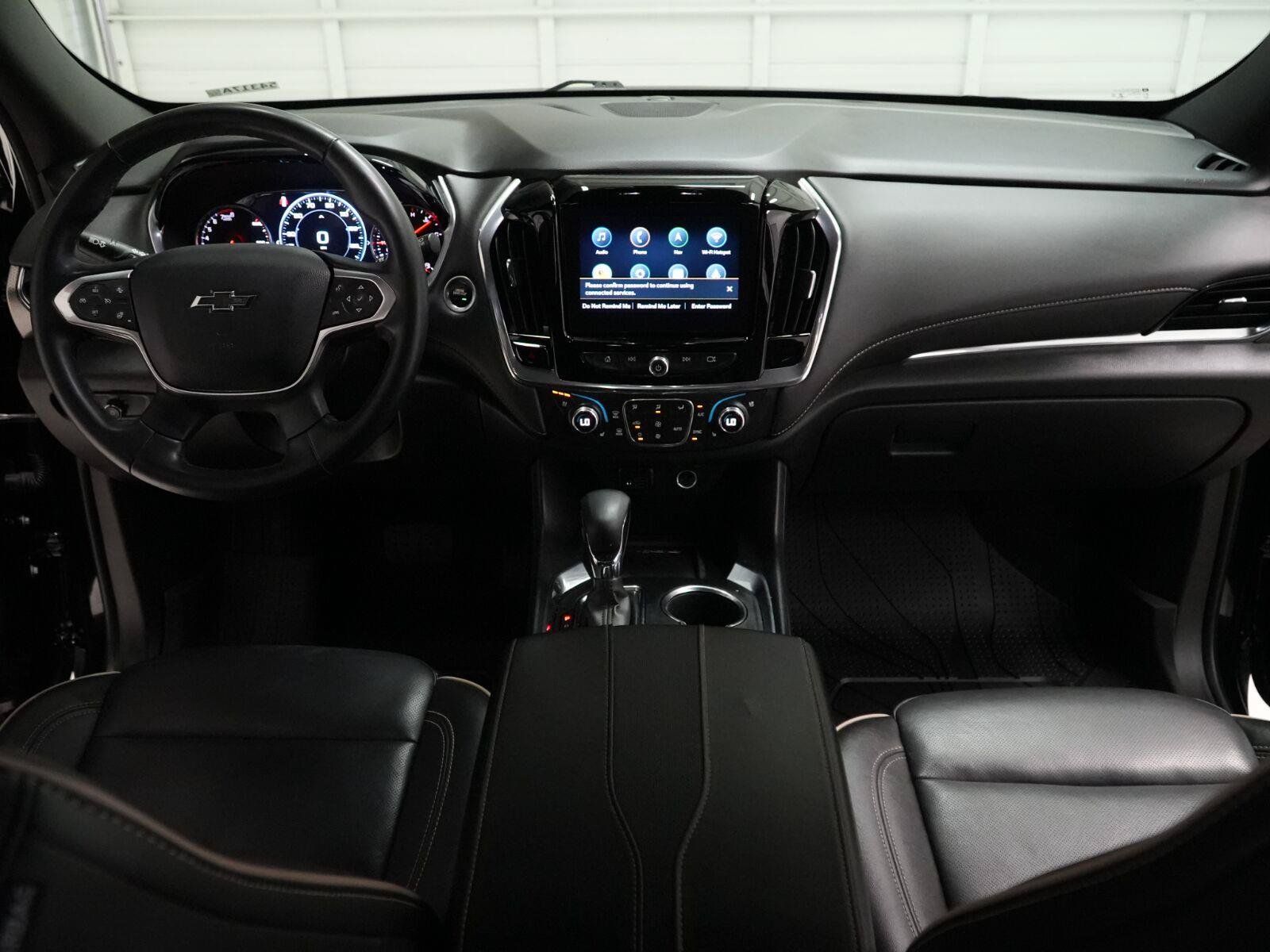 Used 2023 Chevrolet Traverse Premier w/ Redline Edition FWD image 22