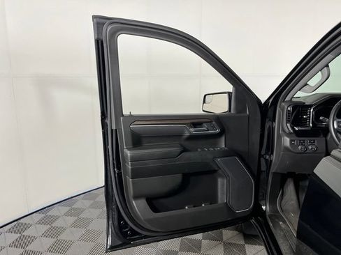 Used 2024 Chevrolet Silverado 1500 RST w/ Protection Package AWD/4WD image 15