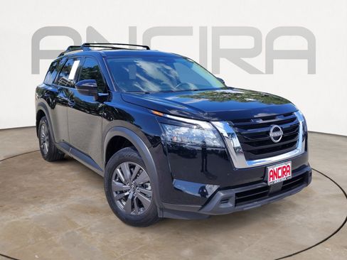Used 2024 Nissan Pathfinder SV FWD image 7