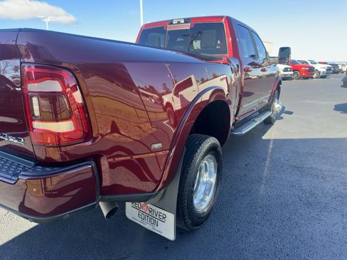 Used 2024 RAM 3500 Limited image 33