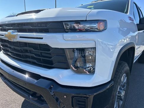 New 2026 Chevrolet Silverado 2500 Custom w/ Custom Value Package image 9
