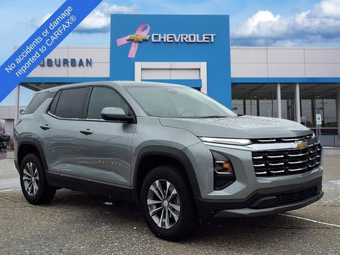 Used 2025 Chevrolet Equinox LT image 3