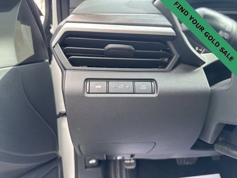 Used 2025 Nissan Altima 2.5 SV image 19