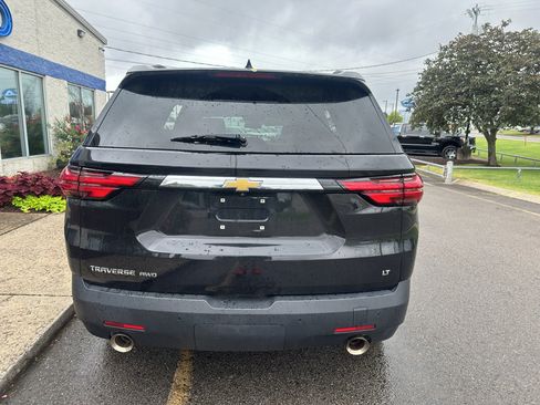 Used 2022 Chevrolet Traverse LT w/ LPO, Floor Liner Package AWD/4WD image 5