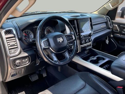 Used 2019 RAM 1500 Laramie AWD/4WD image 17