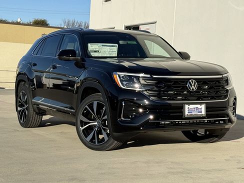 New 2026 Volkswagen Atlas Cross Sport SEL Premium R-Line image 2