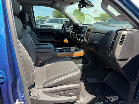 Used 2018 Chevrolet Silverado 1500 High Country AWD/4WD image 13