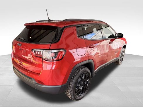 New 2026 Jeep Compass Latitude image 5