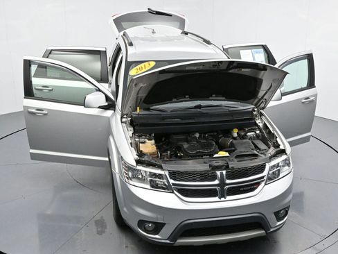 Used 2013 Dodge Journey SXT w/ Flexible Seating Group image 40