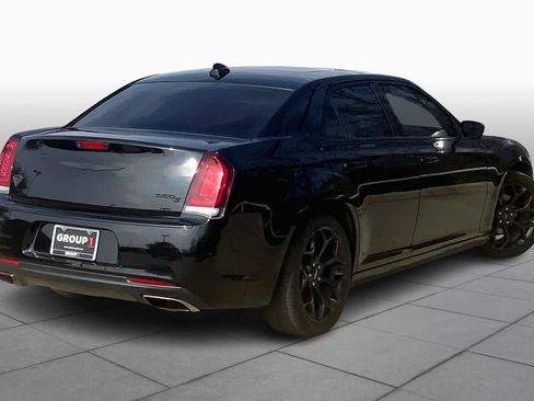 Used 2020 Chrysler 300 S image 12