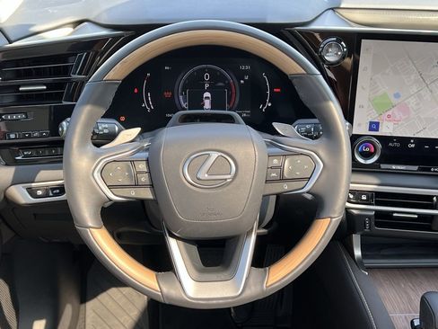 Used 2024 Lexus RX 350 FWD image 16