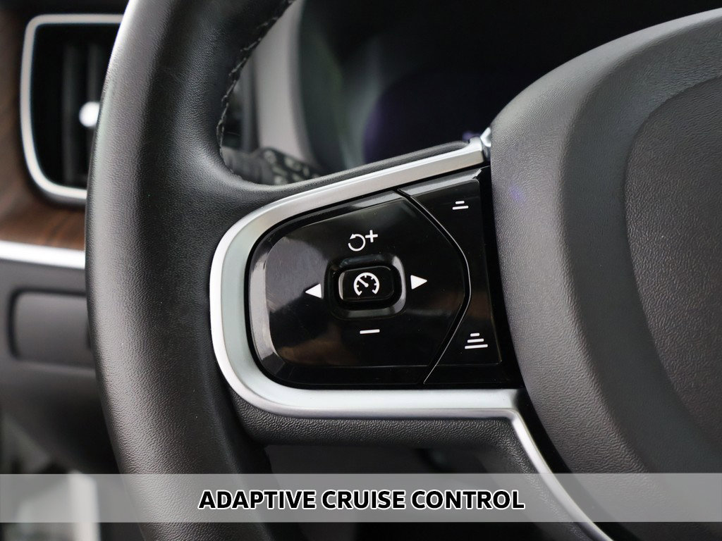 Used 2023 Volvo XC60 B5 Plus w/ Climate Package AWD/4WD image 5