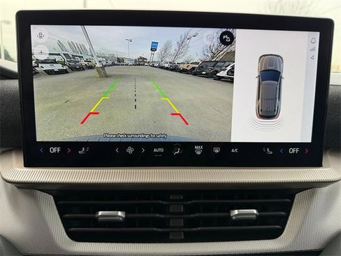 Used 2025 Ford Explorer Active image 20