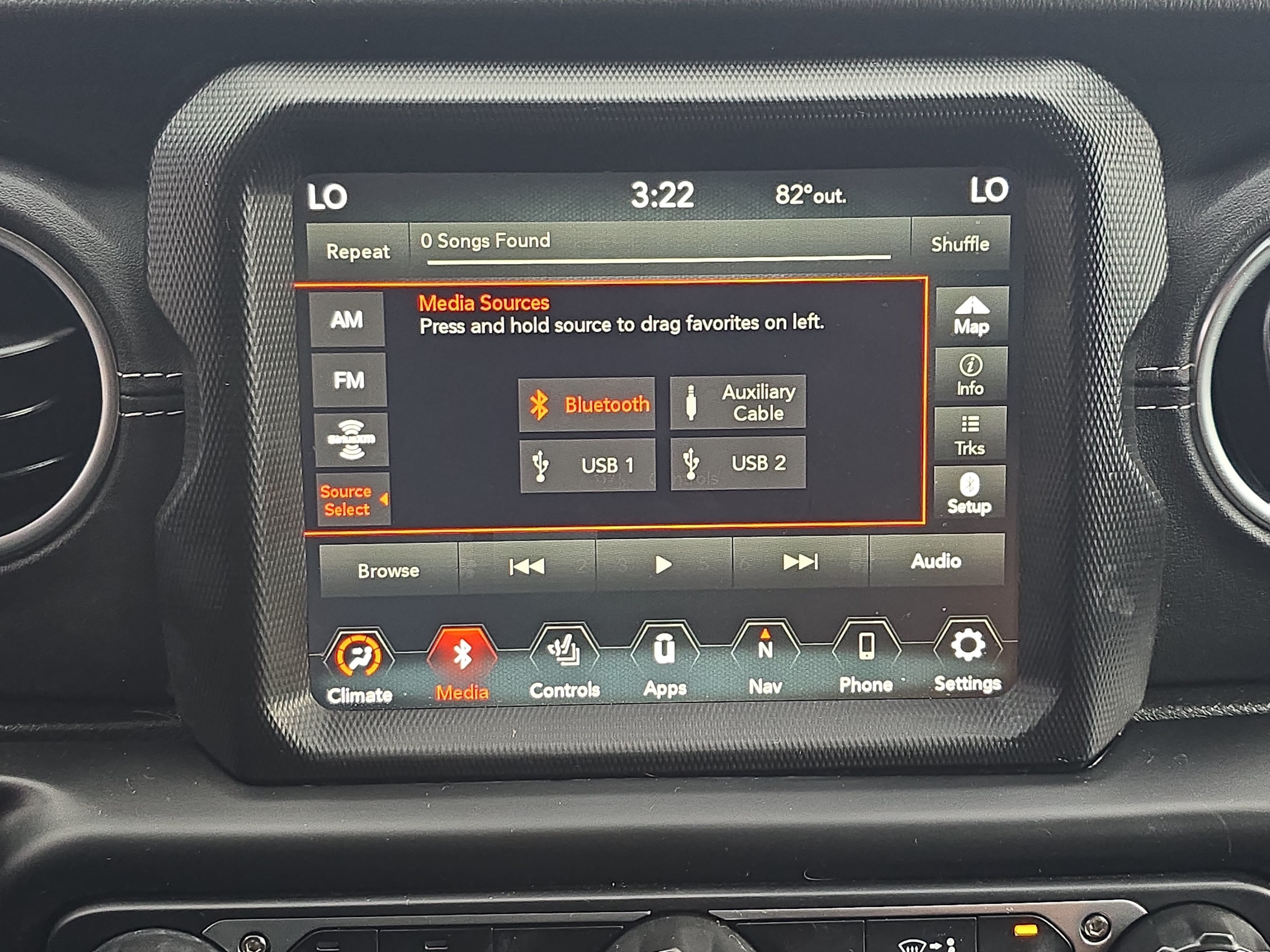 Used 2022 Jeep Gladiator Overland w/ Popular Equipment Package AWD/4WD image 21
