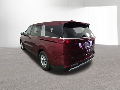 Used 2023 Kia Carnival LX FWD image 37