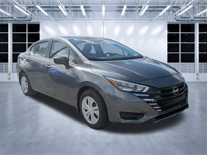 New 2025 Nissan Versa S w/ Trunk Package