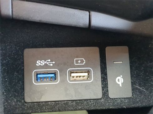 Used 2023 Genesis GV70 2.5T w/ Advanced Package image 22