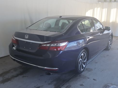 Used 2016 Honda Accord EX image 6