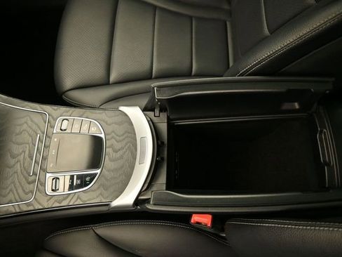 Used 2022 Mercedes-Benz GLC 300 image 27