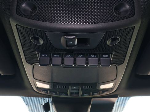 Used 2019 Ford F150 Raptor w/ Equipment Group 802A Luxury AWD/4WD image 34