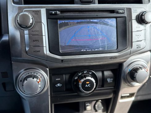 Used 2015 Toyota 4Runner SR5 RWD image 32