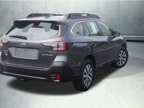 Used 2021 Subaru Outback AWD/4WD image 13