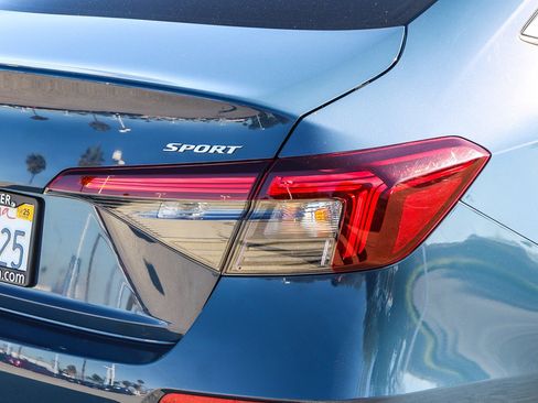 Certified 2025 Honda Civic Sport image 10