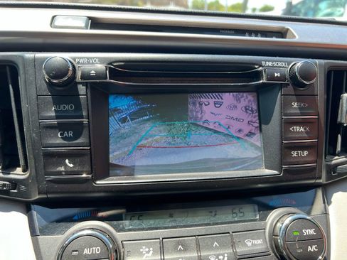 Used 2018 Toyota RAV4 XLE image 15