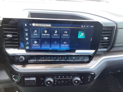 Used 2025 Chevrolet Silverado 1500 LT AWD/4WD image 14