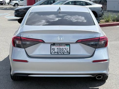 Used 2024 Honda Civic Sport image 6