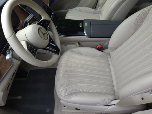 Used 2023 Mercedes-Benz EQS 450+ SUV image 12