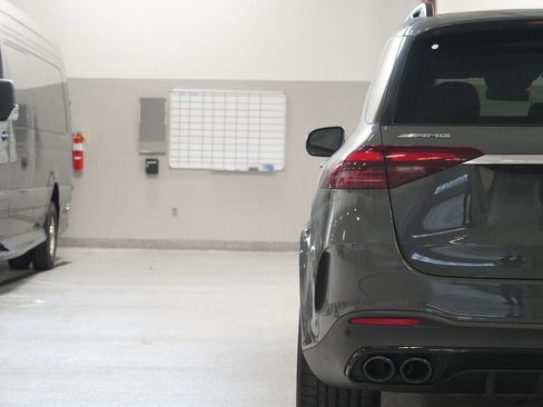 New 2026 Mercedes-Benz GLE 53 AMG 4MATIC image 13