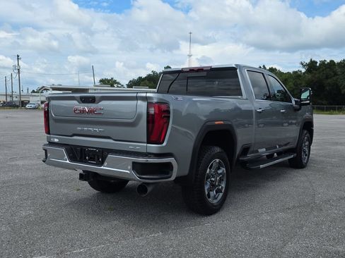 Used 2025 GMC Sierra 2500 SLT w/ SLT Premium Package AWD/4WD image 8