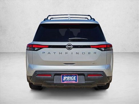 Used 2024 Nissan Pathfinder SV w/ SV Premium Package FWD image 7