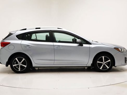 Used 2019 Subaru Impreza 2.0i Premium image 3