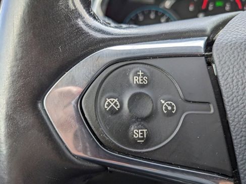 Used 2020 Chevrolet Traverse LT w/ LT Premium Package image 26