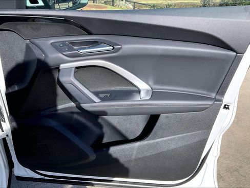 Certified 2025 Audi Q5 Premium w/ Convenience Package image 22