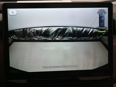 Used 2022 Ford Expedition Limited image 14