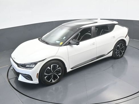 Used 2024 Kia EV6 GT-Line image 58