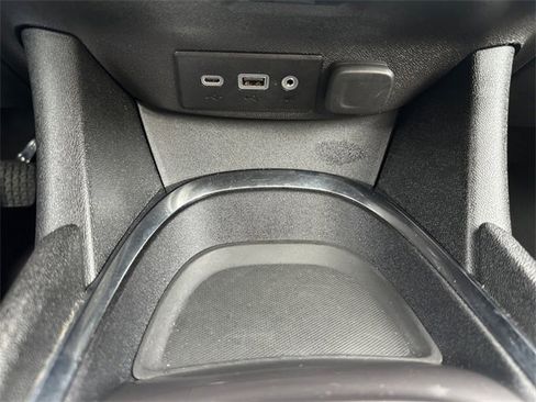 Used 2024 Chevrolet Malibu LT image 22