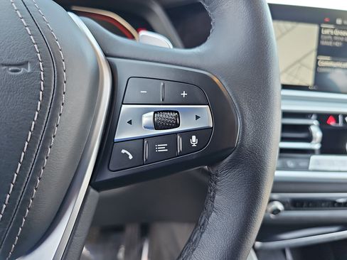 Used 2023 BMW X5 xDrive40i w/ Premium Package image 18