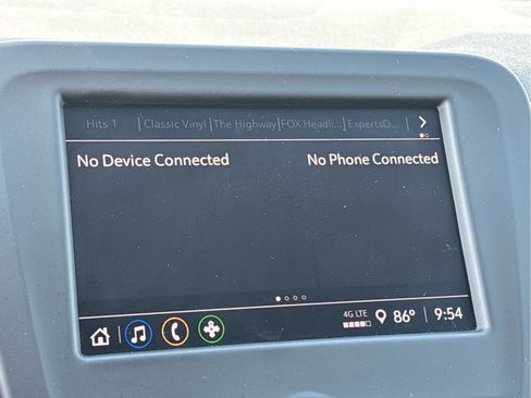 Certified 2024 Chevrolet Equinox LT FWD image 11