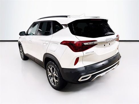 Used 2023 Kia Seltos EX image 5