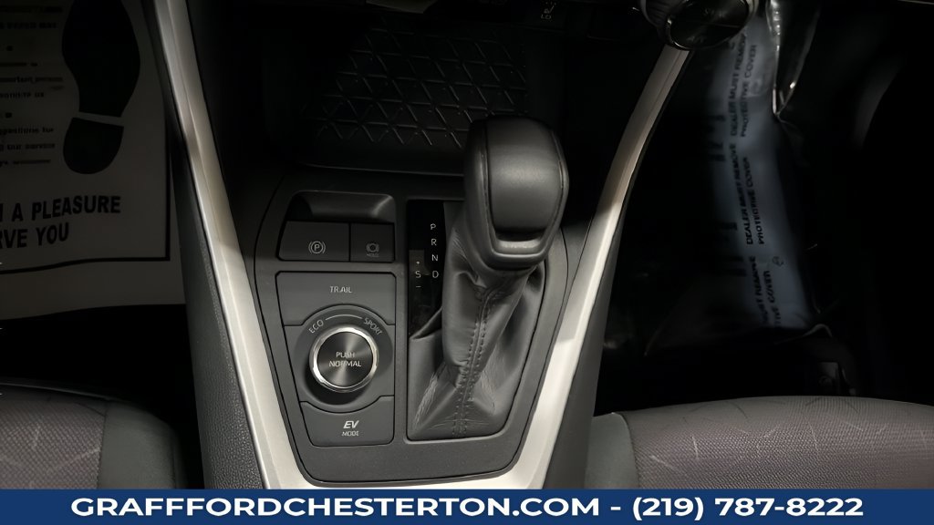Used 2024 Toyota RAV4 XLE w/ Convenience Package AWD/4WD image 17