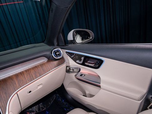 New 2026 Mercedes-Benz GLC 300 image 24