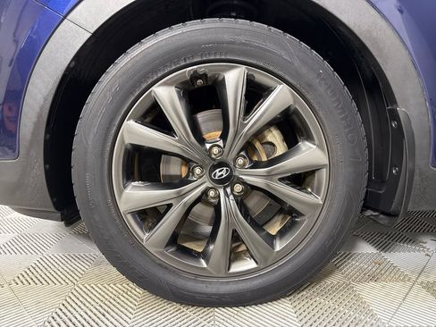 Used 2018 Hyundai Santa Fe Sport w/ Cargo Package FWD image 21
