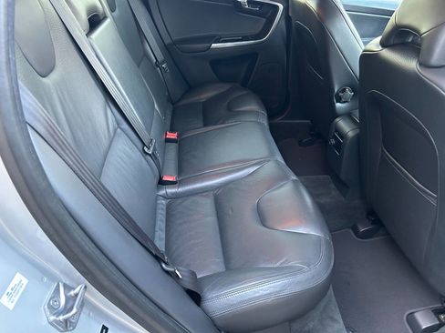 Used 2014 Volvo XC60 3.2 image 35